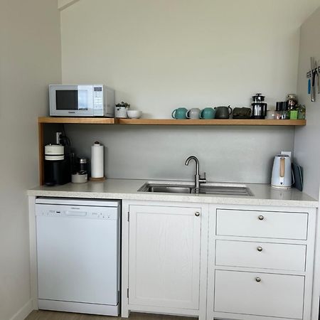 Purangi Waterfront Retreat - 2 Bedroom Cooks Beach Exteriör bild
